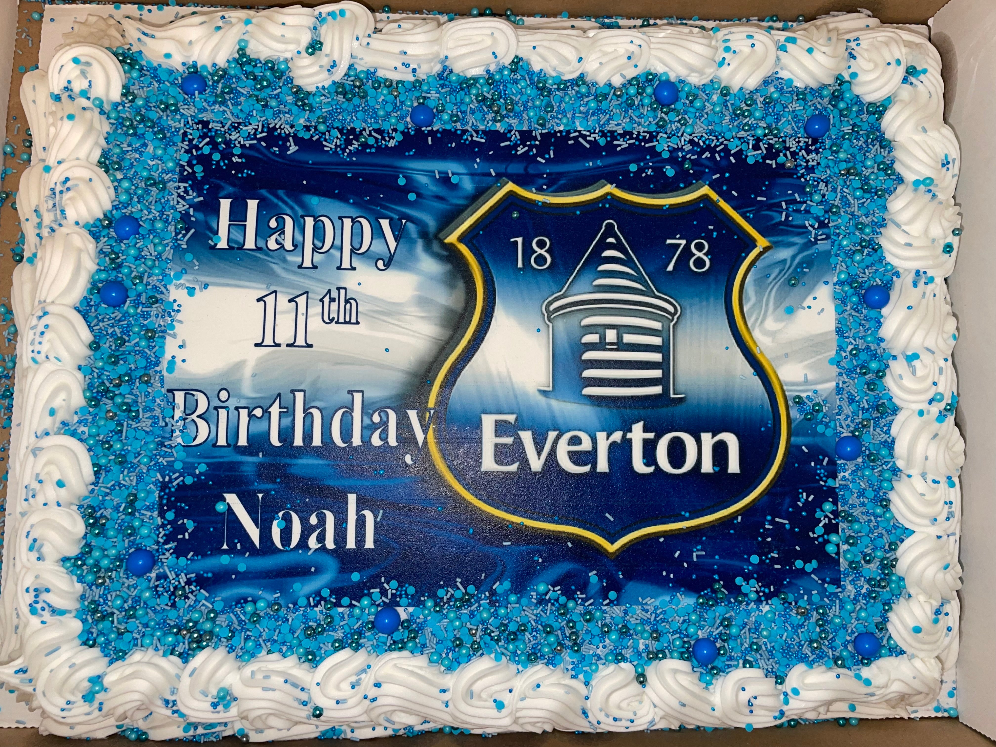 Everton | Pretty cakes, Cake decorating, Cake