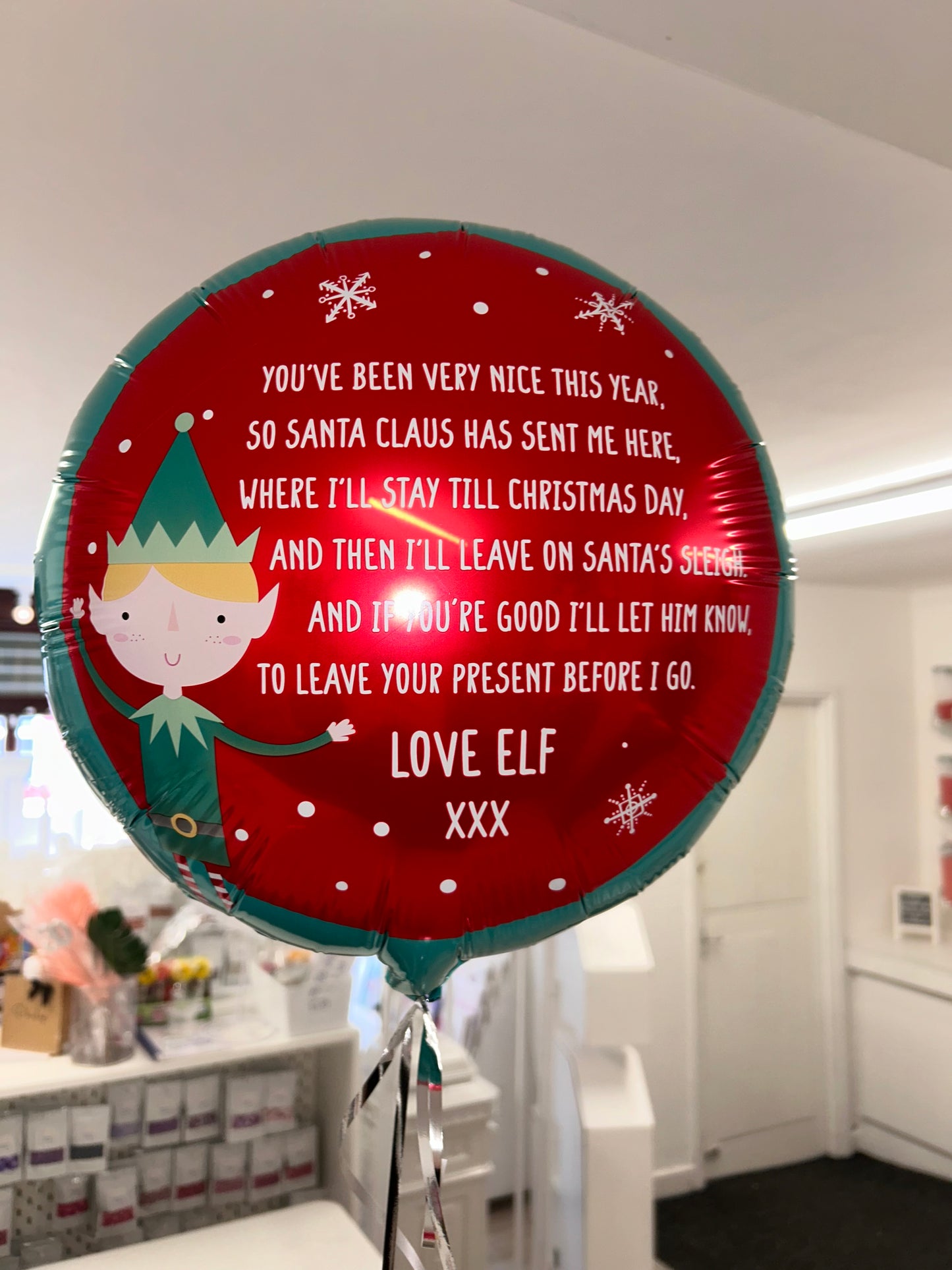 Elf Arrival Balloon